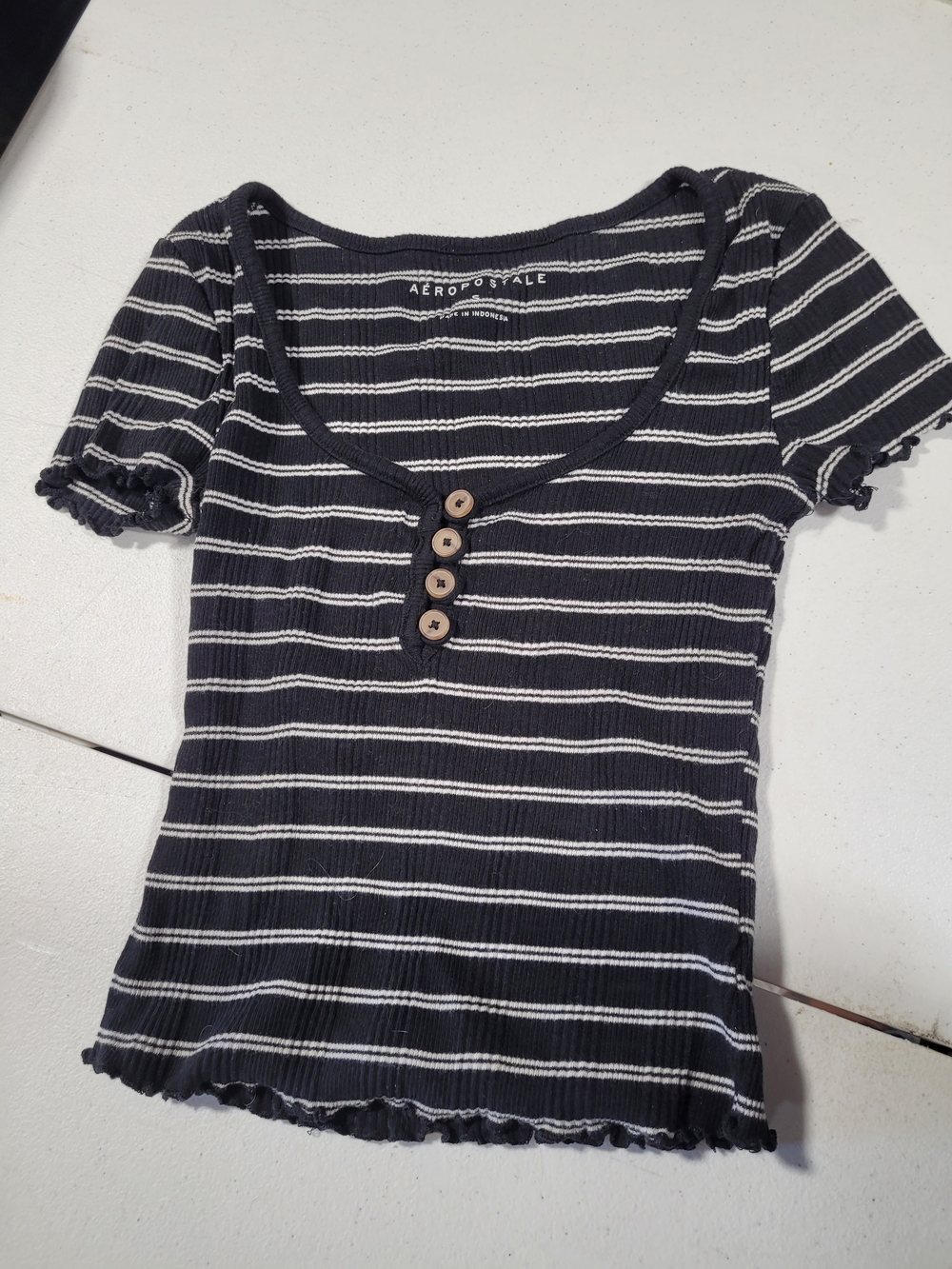 Aeropostale Black & White Striped Scoop-Neck Button Crop Top